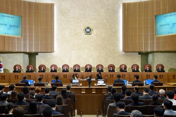 대법관 전원이 참여하는 대법원 전원합의체 판결 모습(사진=대법원)