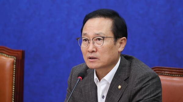 홍영표 원내대표(사진=더불어민주당 홈페이지)