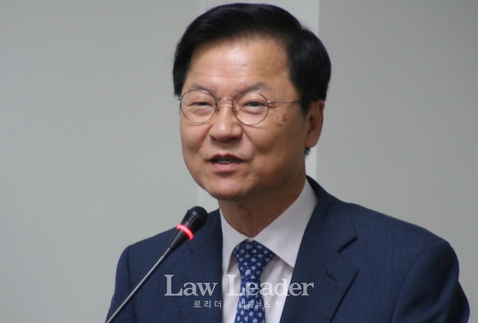 법무부장관을 역임한 천정재 국회의원
