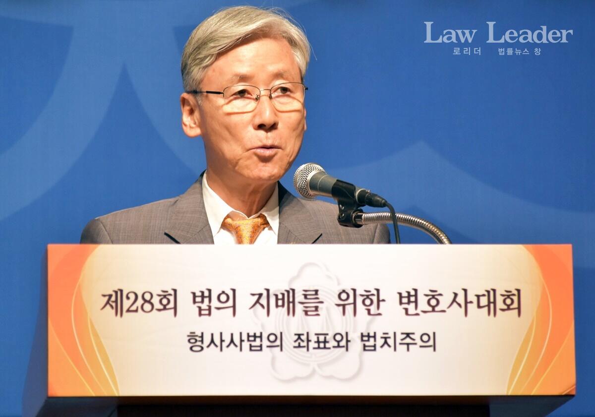 국회 법제사법위원회 여상규 위원장