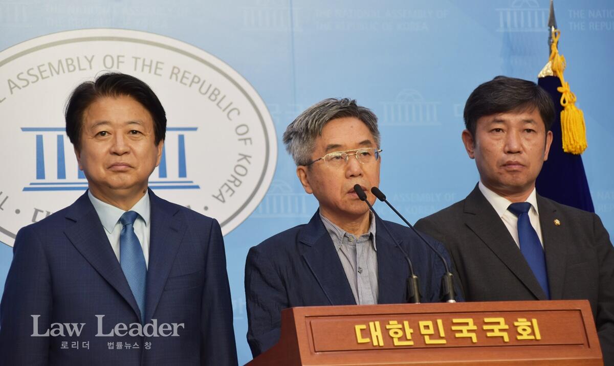노웅래 의원, 김태동 지식인선언네트워크 공동대표, 조오섭 의원