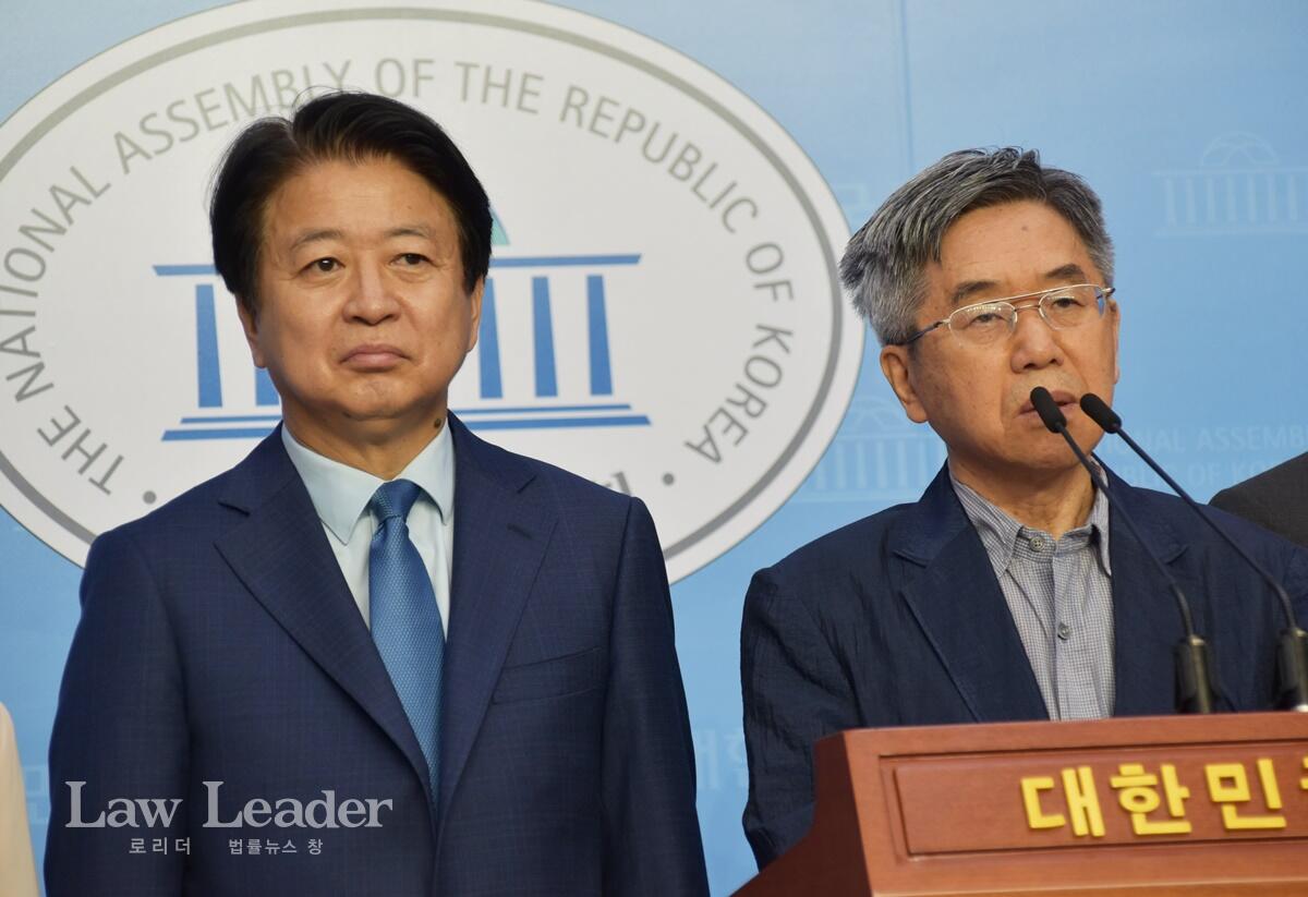 노웅래 의원과 김태동 지식인선언네트워크 공동대표