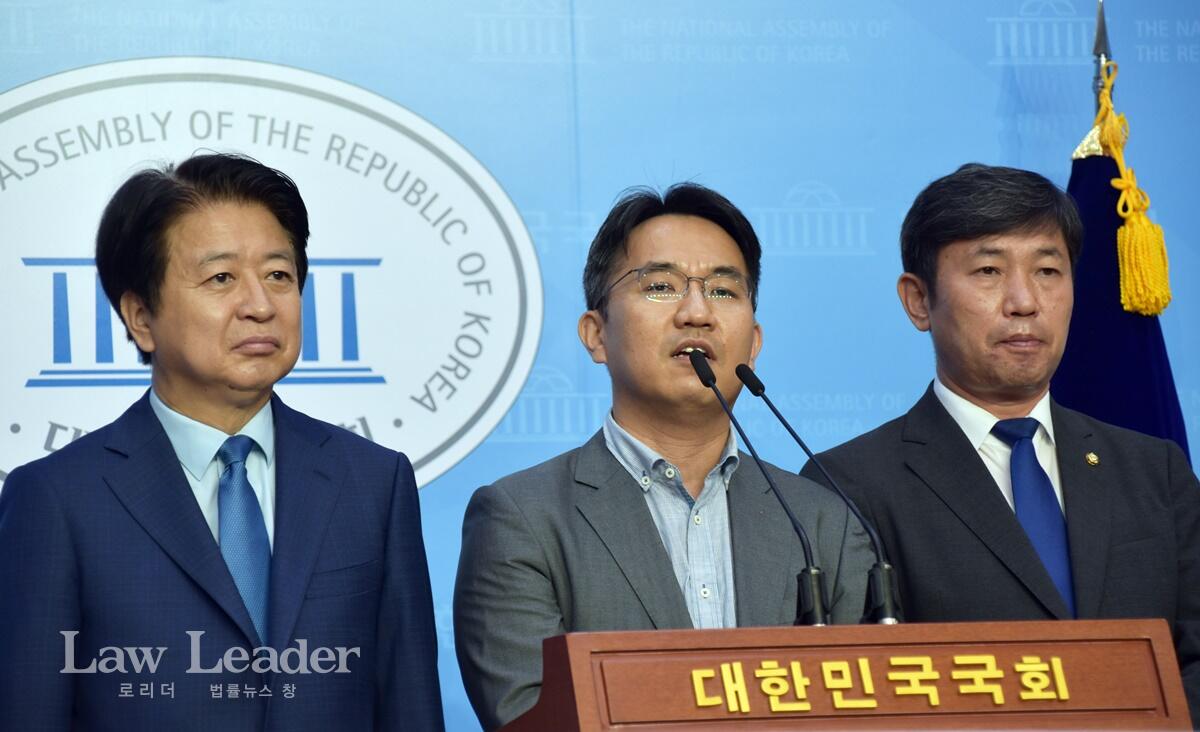 노웅래 의원, 홍순탁 참여연대 실행위원, 조오섭 의원