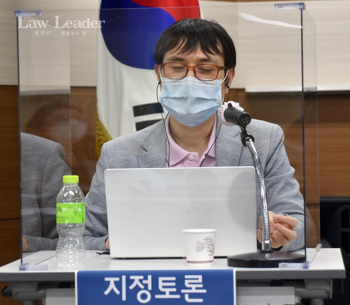 대한민국 첫 시각장애인 변호사 김재왕 변호사