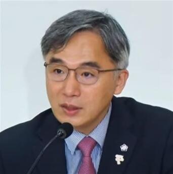 한국입법학회 회장인 정철승 변호사
