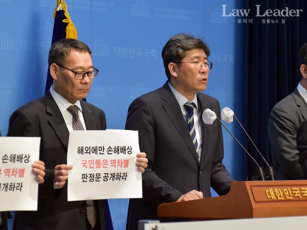 전성인 홍익대학교 경제학부 교수, 김종보 변호사(참여연대 경제금융센터 소장)