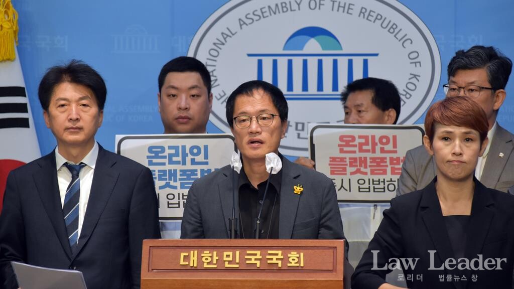 박주민 더불어민주당 국회의원이 발언하고 있다.