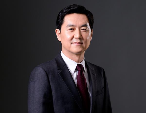 DX부문 최고기술책임자(CTO) 겸 삼성리서치 연구소장 전경훈 사장 / 사진=삼성전자