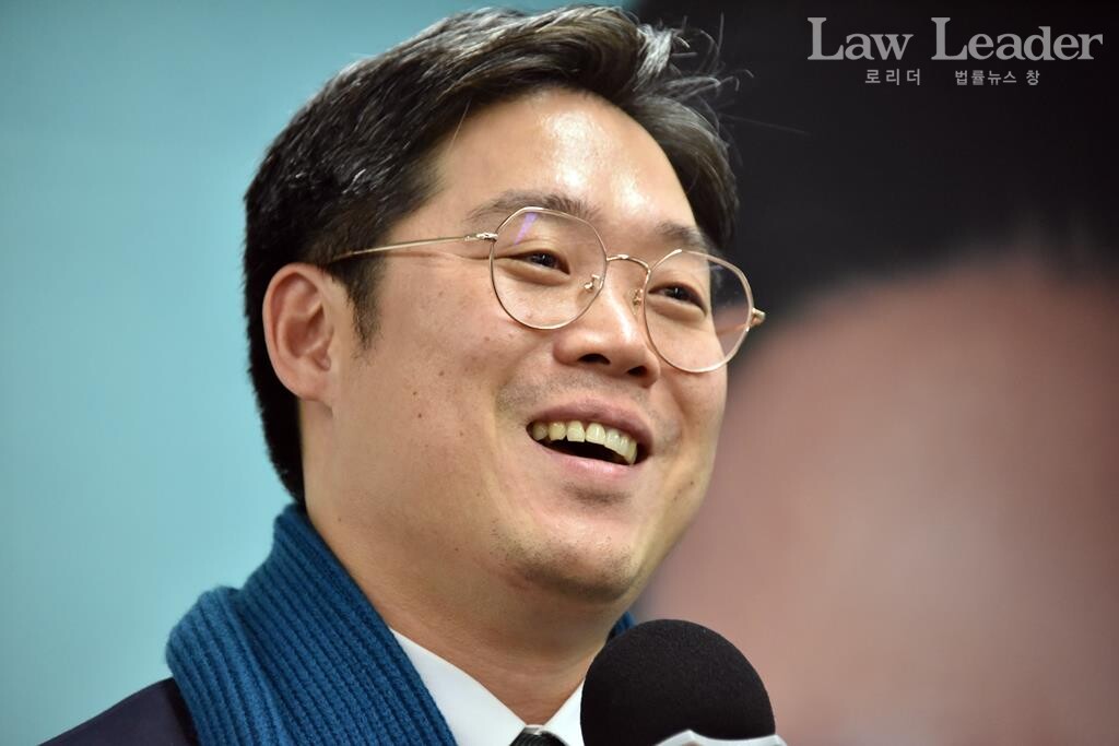 대한변협회장 선거에 출마한 김정욱 후보