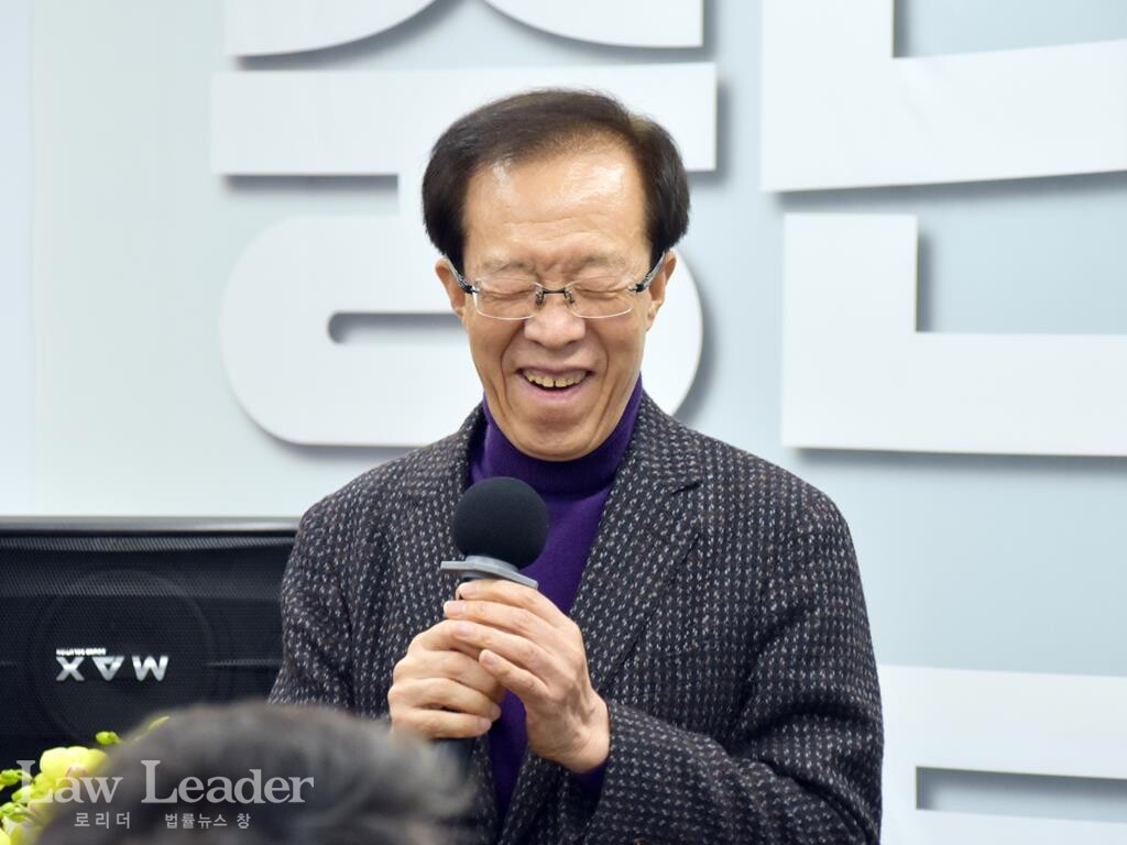 제28대 법제처장을 지낸 이석연 변호사