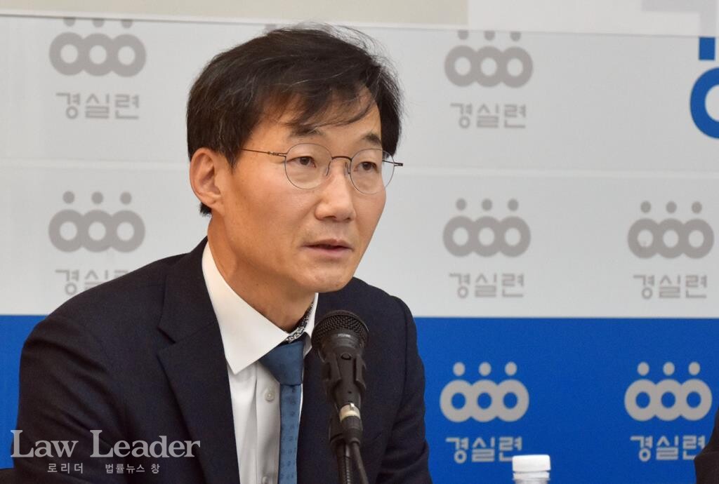 헌법재판소 헌법연구관 출신 노희범 변호사