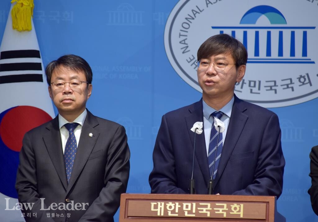 박홍배 더불어민주당 국회의원, 경실련 재벌개혁위원장 박상인 서울대 행정대학원 교수