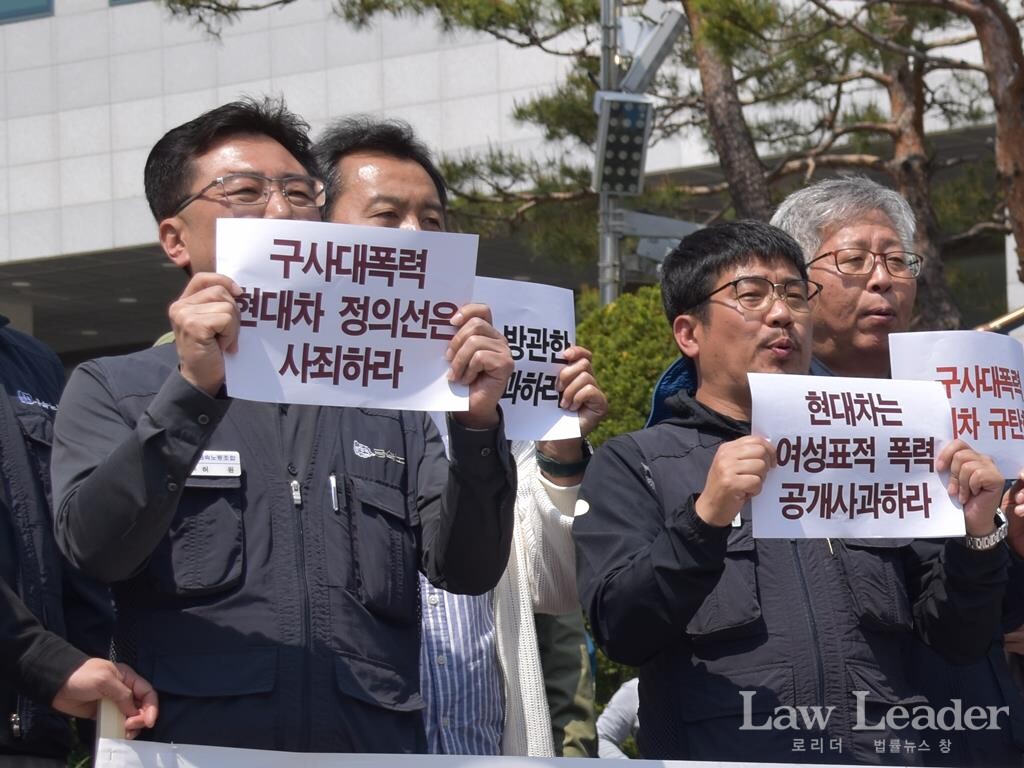 허원 금속노조 부위원장(왼쪽)