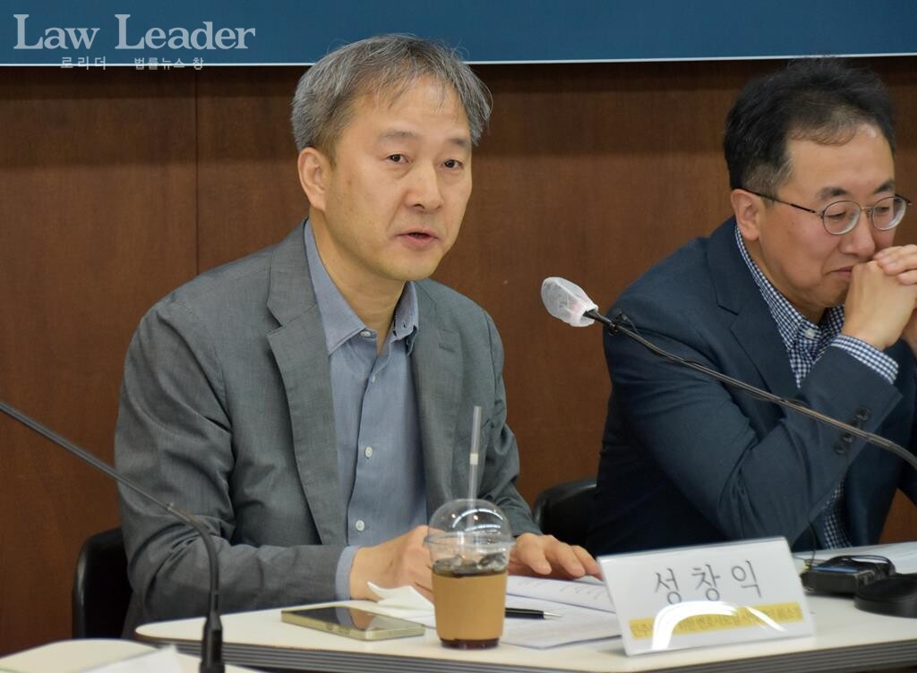 부장판사 출신으로 민변 사법센터 소장을 지낸 성창익 변호사