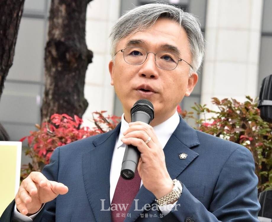 정철승 변호사(법무법인 더펌 대표변호사)