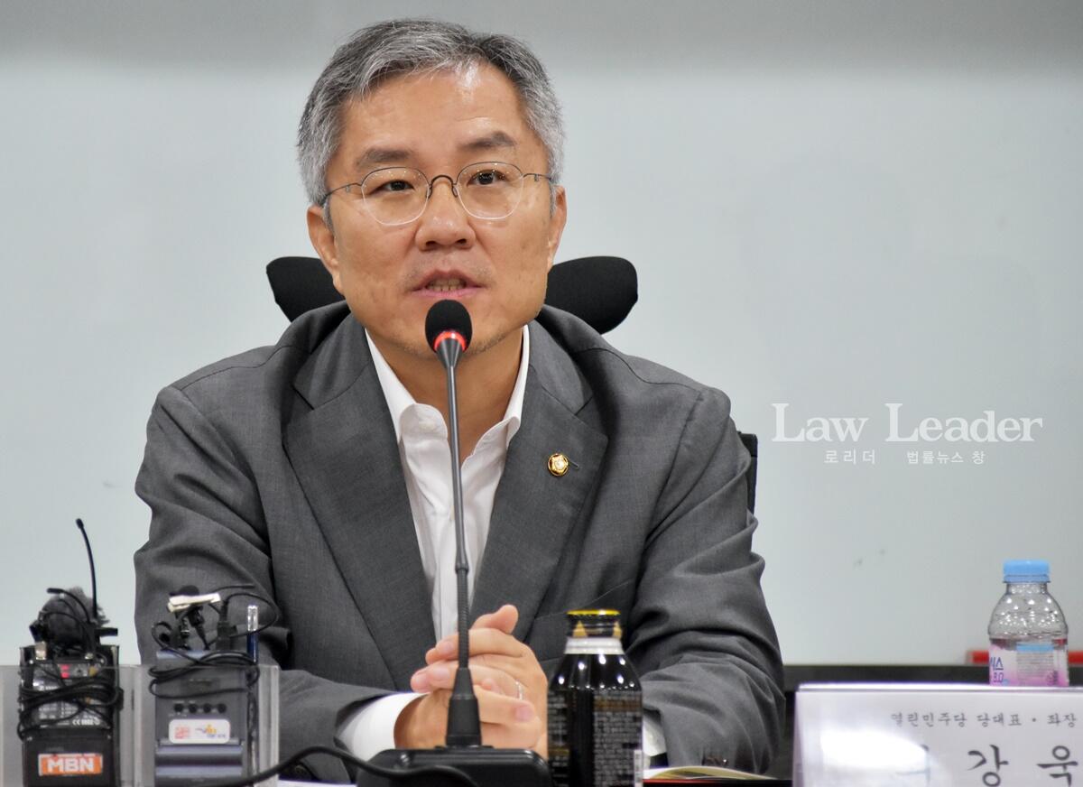 최강욱 전 국회의원