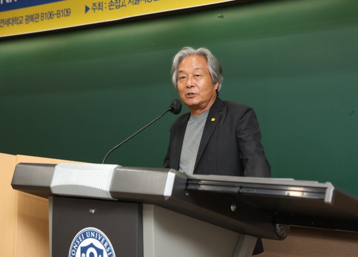 박래군 손잡고 상임대표