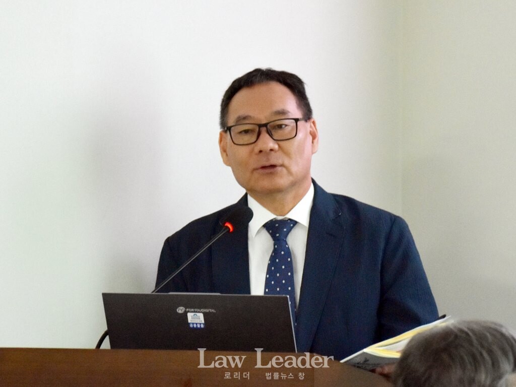 전성인 전 홍익대 경제학부 교수