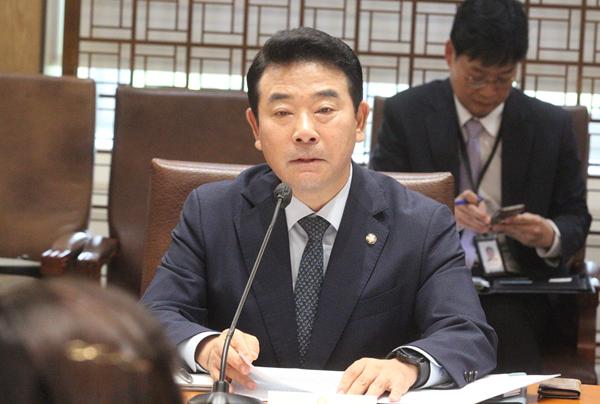 박정 더불어민주당 국회의원 / 사진=페이스북